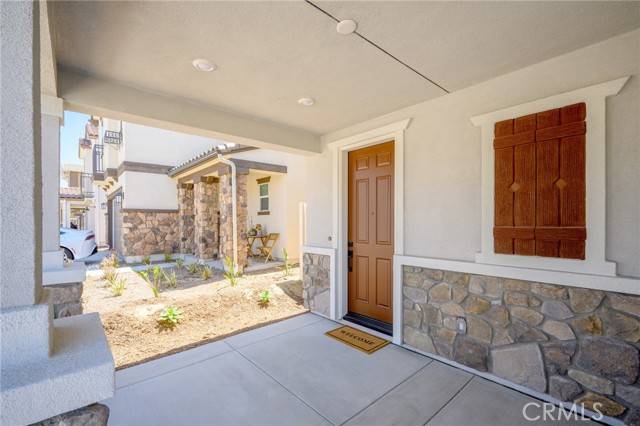 Newhall, CA 91321,23724 Wilcox DR