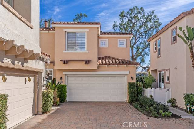 Aliso Viejo, CA 92656,58 Las Flores