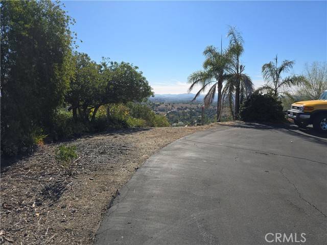 Fallbrook, CA 92028,1387 Las Vistas RD