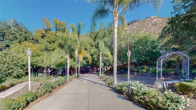 Simi Valley, CA 93063,1248 Rocky RD