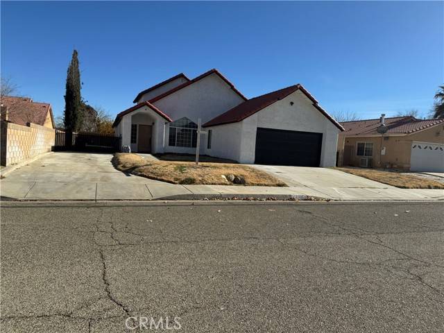 Lancaster, CA 93535,43638 Nicole ST