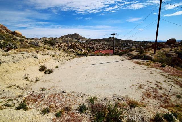 Yucca Valley, CA 92284,57235 Farrelo RD