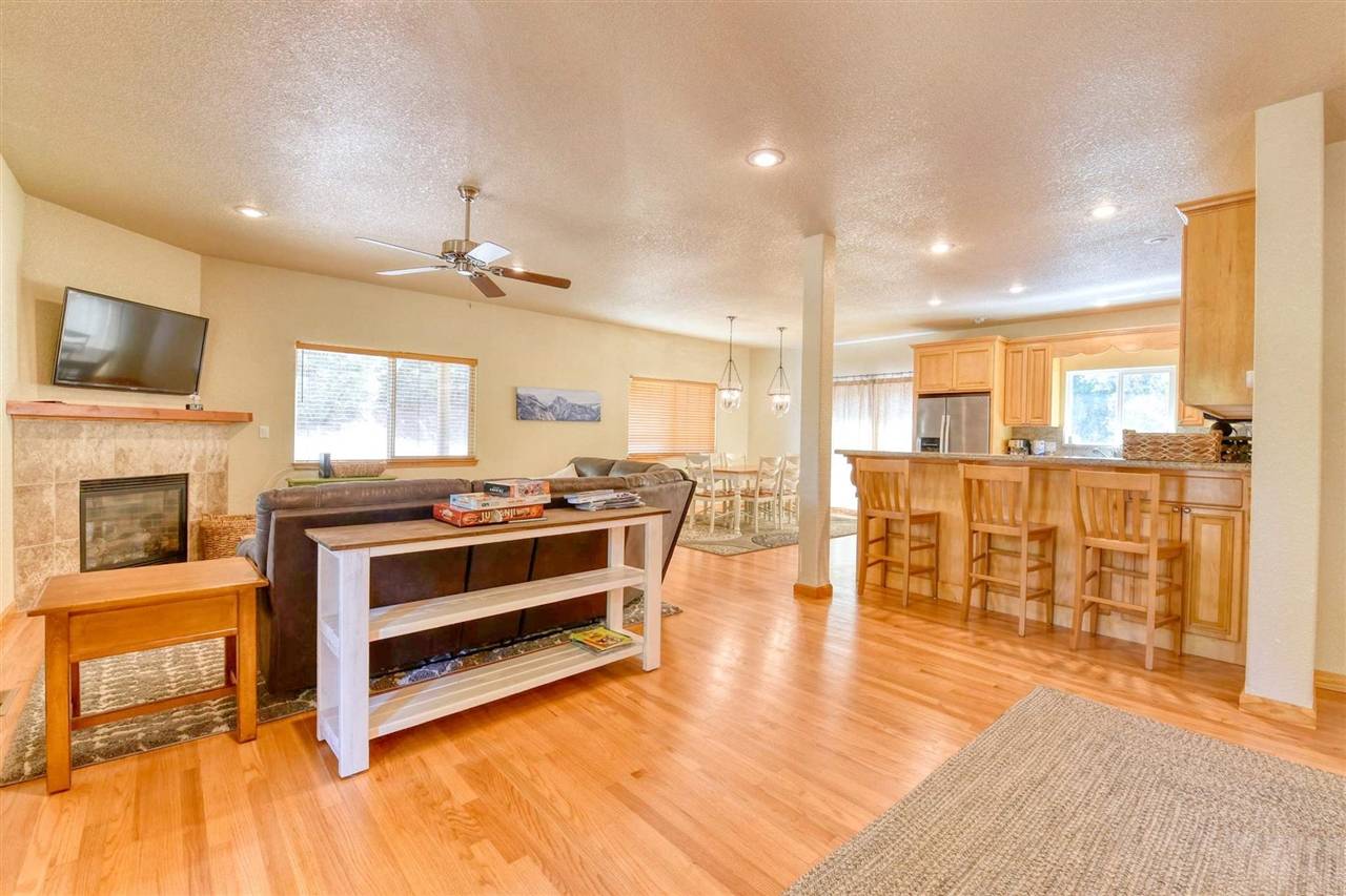 Groveland, CA 95321-9419,12295 Sunnyside