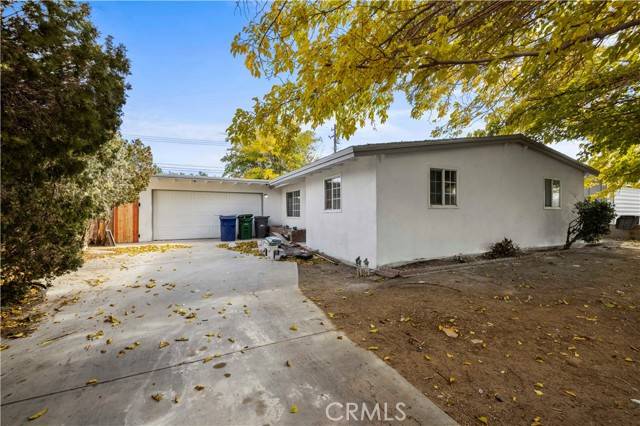 Lancaster, CA 93535,44268 Carolside AVE