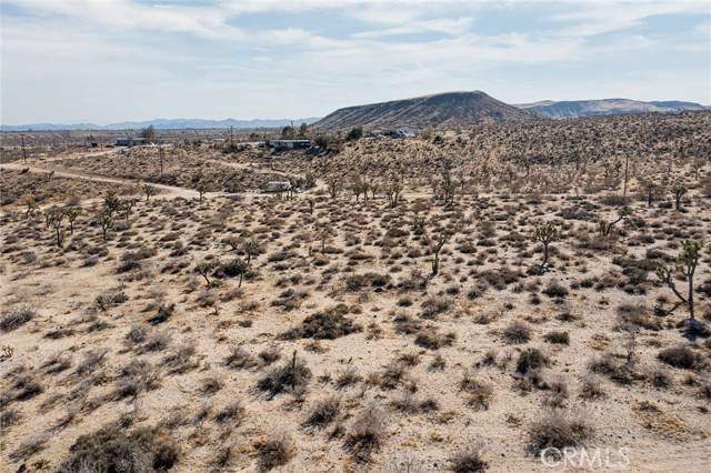 Yucca Valley, CA 92284,55625 Luna Vista LN