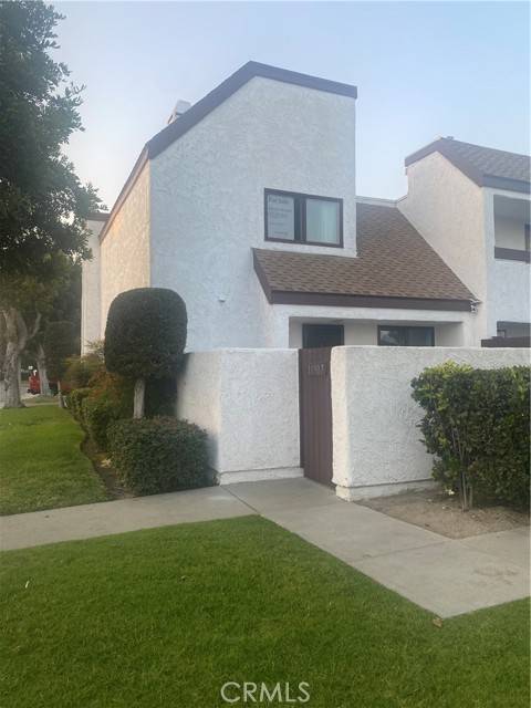 Downey, CA 90241,11907 Heritage CIR