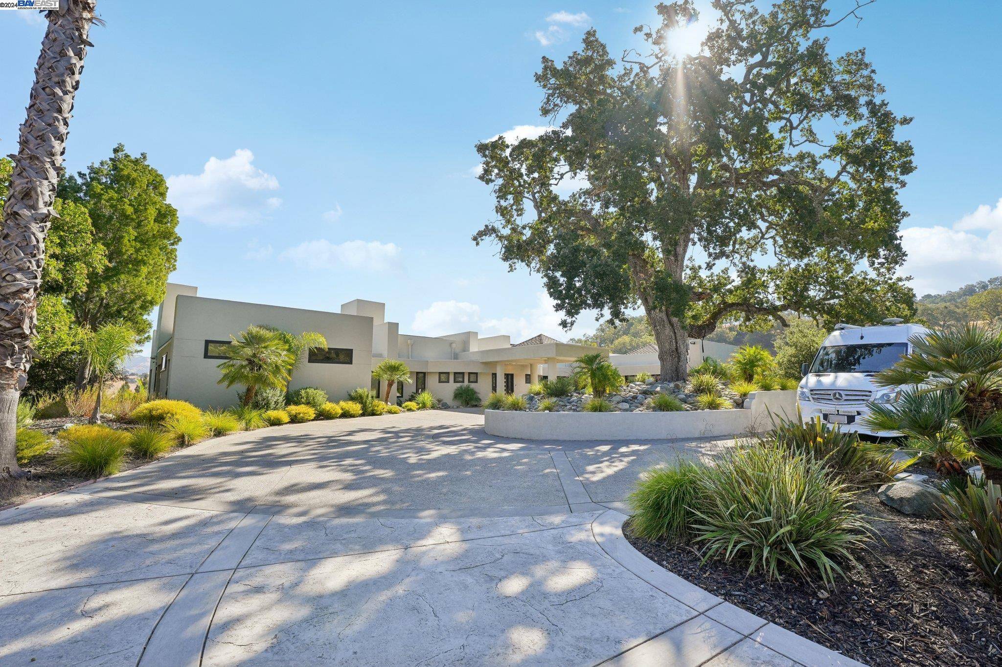 Alamo, CA 94507,140 South Ct