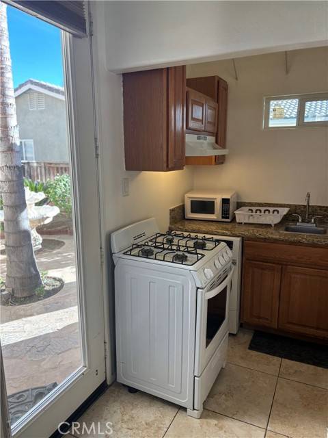 Moreno Valley, CA 92557,9840 Shadow Mountain DR