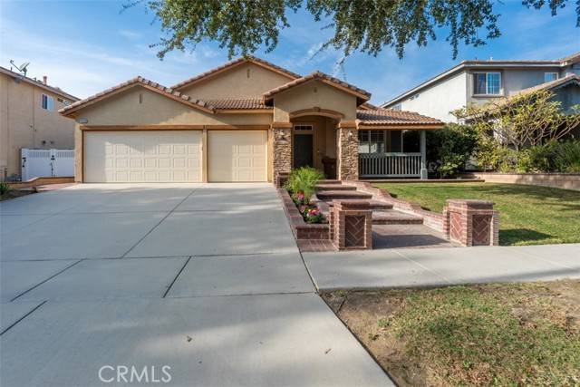 Corona, CA 92878,960 Hemingway DR