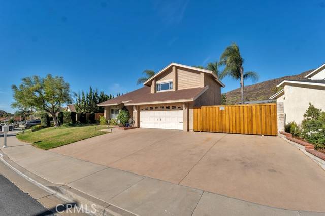 Thousand Oaks, CA 91360,453 Moondance ST