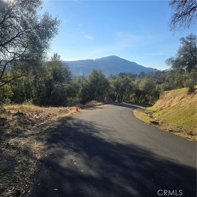 Oakhurst, CA 93644,0 Hillsborough LN