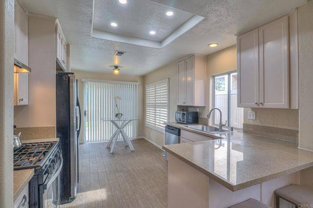 Murrieta, CA 92563,39829 Via Castana