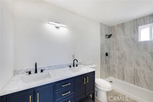 Adelanto, CA 92301,19665 Grey Mountain RD