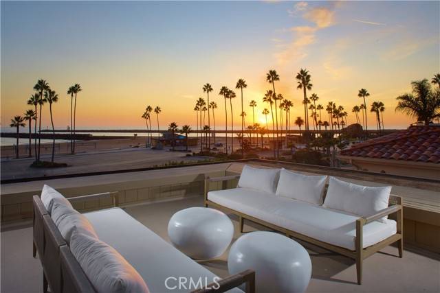 Corona Del Mar, CA 92625,3024 Breakers DR