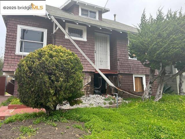 Oakland, CA 94609,574 61St St