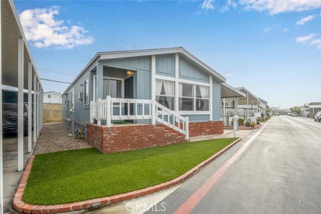 Huntington Beach, CA 92649,16222 Monterey Ln. 50