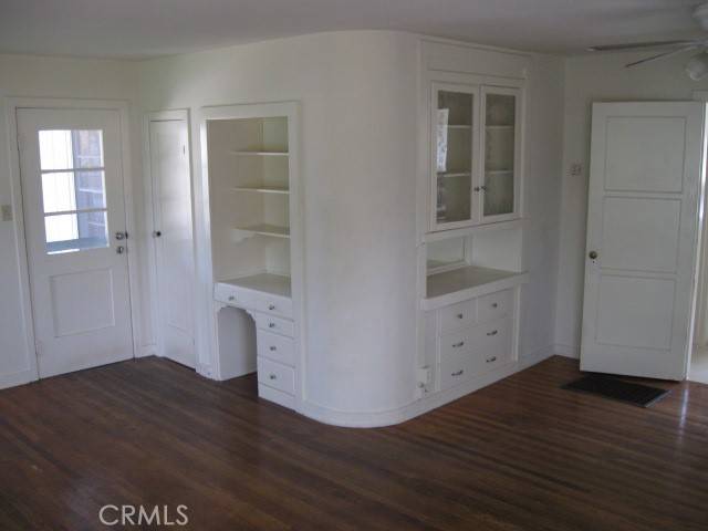 Tustin, CA 92780,18632 Warren AVE