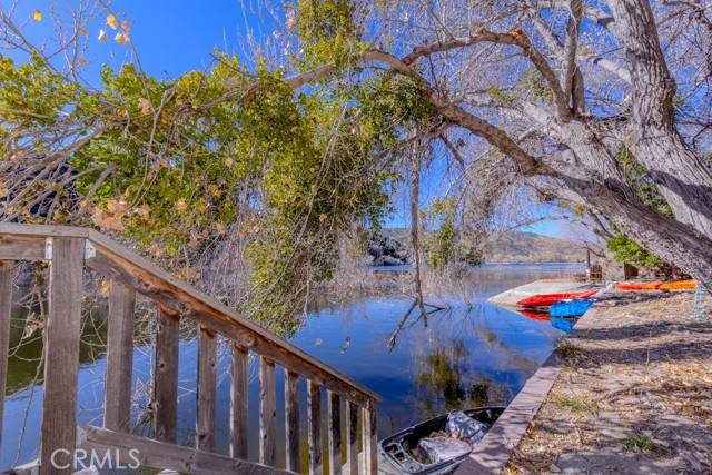 Lake Hughes, CA 93532,43680 Trail G