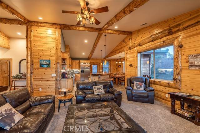 Big Bear Lake, CA 92315,43451 Sheephorn RD
