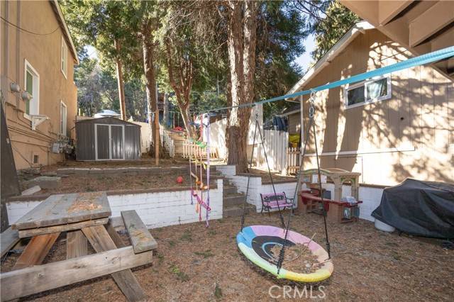 Crestline, CA 92325,23354 Crest Forest DR