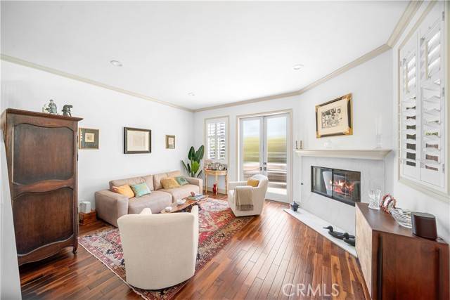 Corona Del Mar, CA 92625,720 Marguerite AVE 1