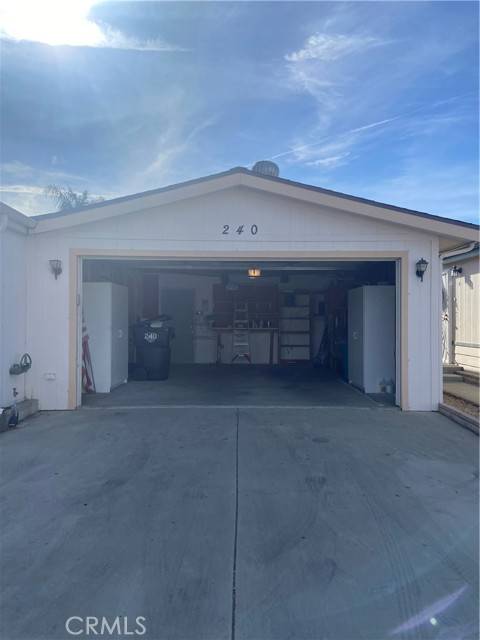 Hemet, CA 92545,1250 N Kirby ST 240