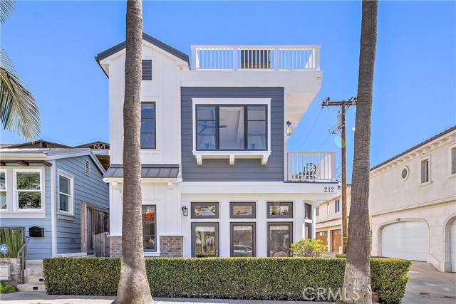 Corona Del Mar, CA 92625,212 Marguerite AVE