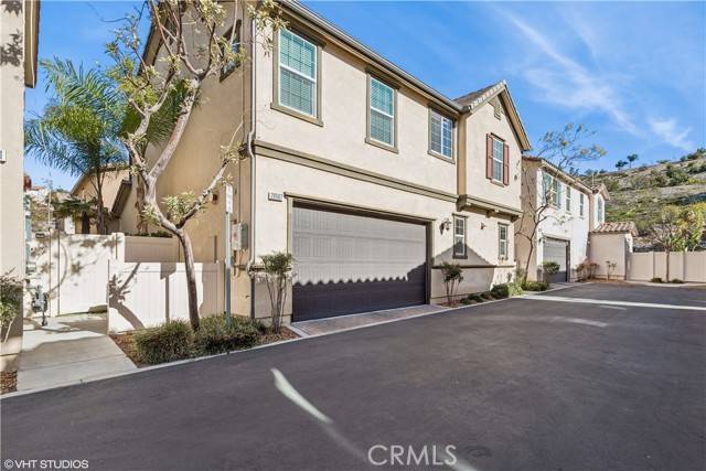 Saugus, CA 91350,20507 Sugarberry CT