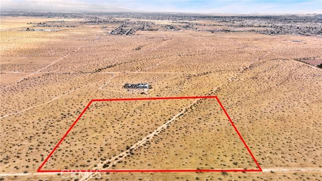 Apple Valley, CA 92308,0 Dover RD