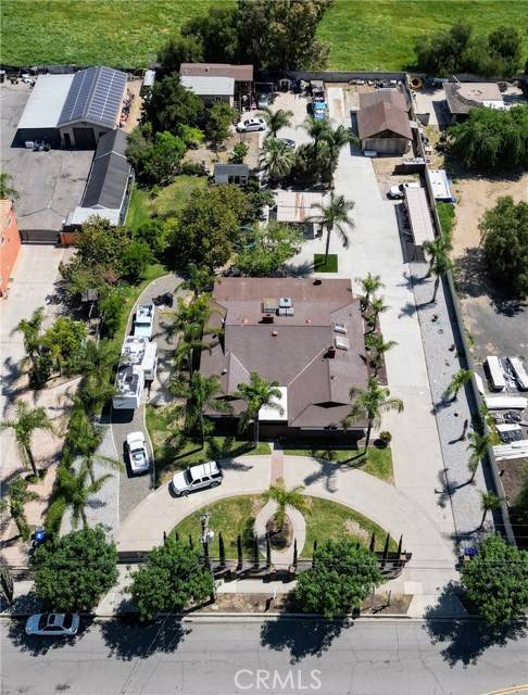 Fontana, CA 92337,10881 Oleander AVE