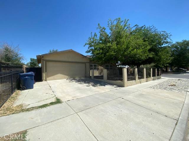 Lancaster, CA 93535,1309 E Avenue J4