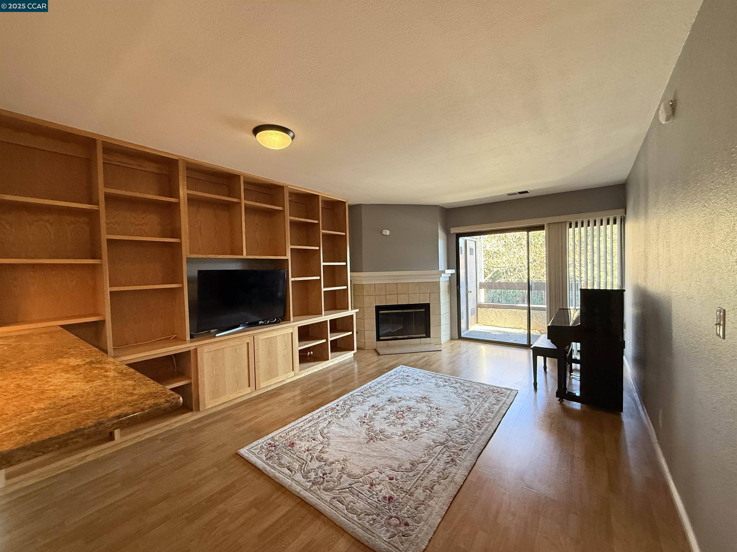 Walnut Creek, CA 94595,320 N Villa WAY