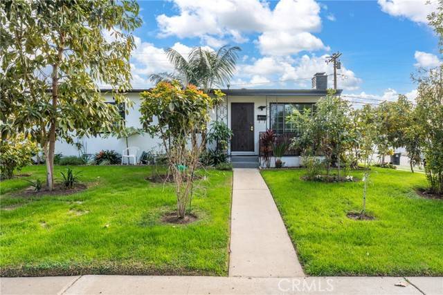 Fullerton, CA 92833,1714 W Ash AVE