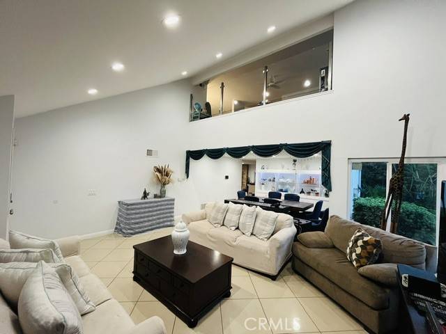 Cerritos, CA 90703,12711 Castleford LN
