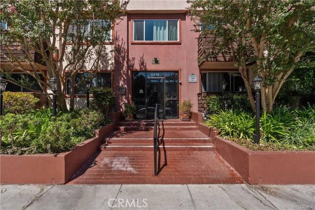 Encino, CA 91316,5349 Newcastle AVE 18