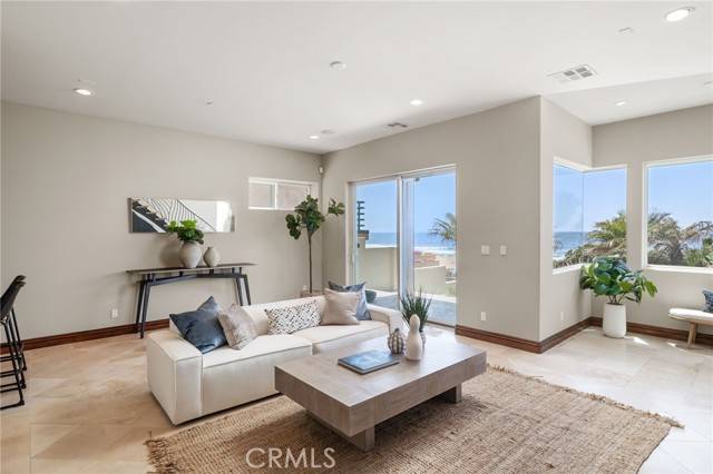 Manhattan Beach, CA 90266,4308 The Strand