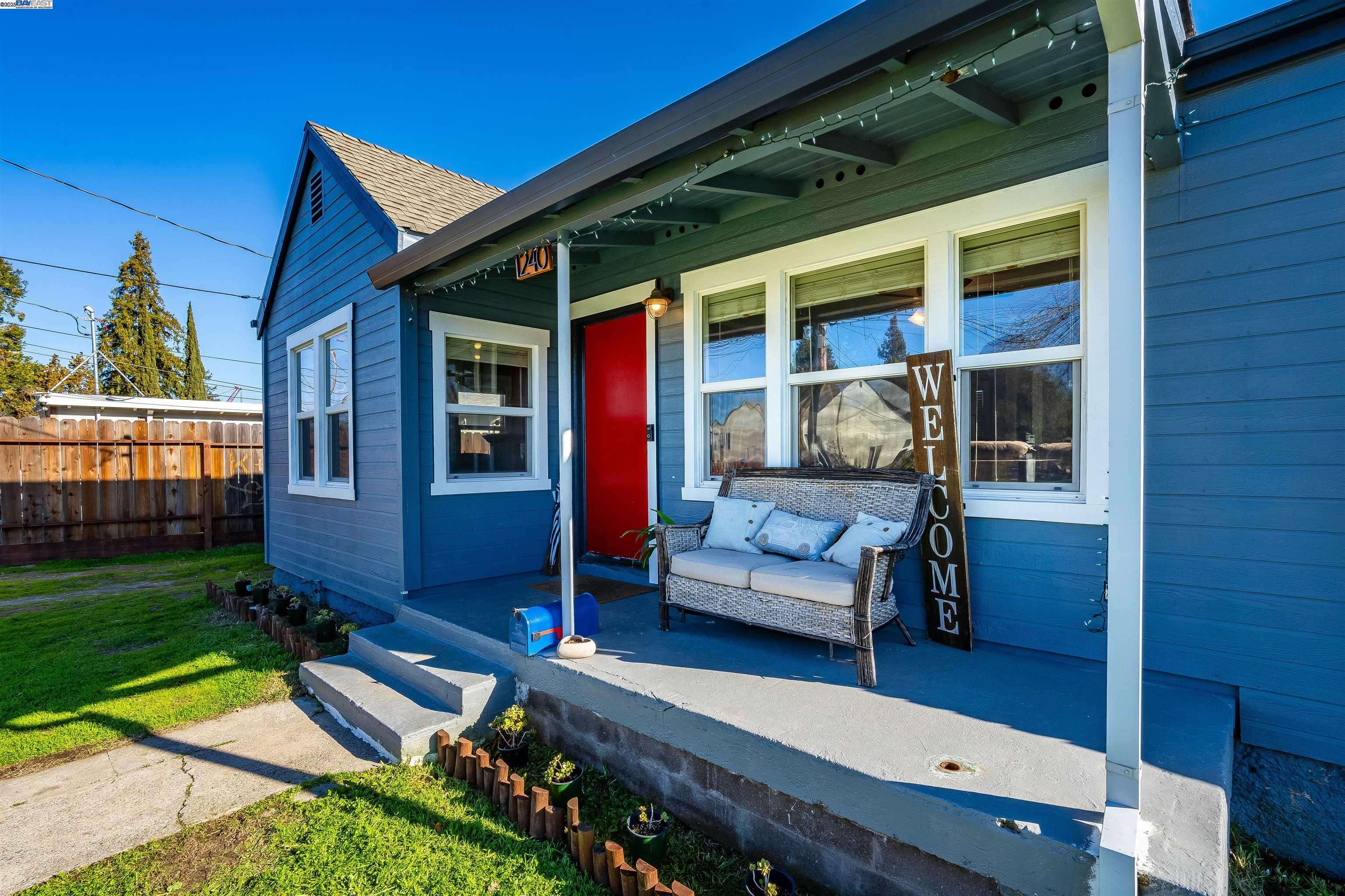 Martinez, CA 94553,1240 Delacy Ave