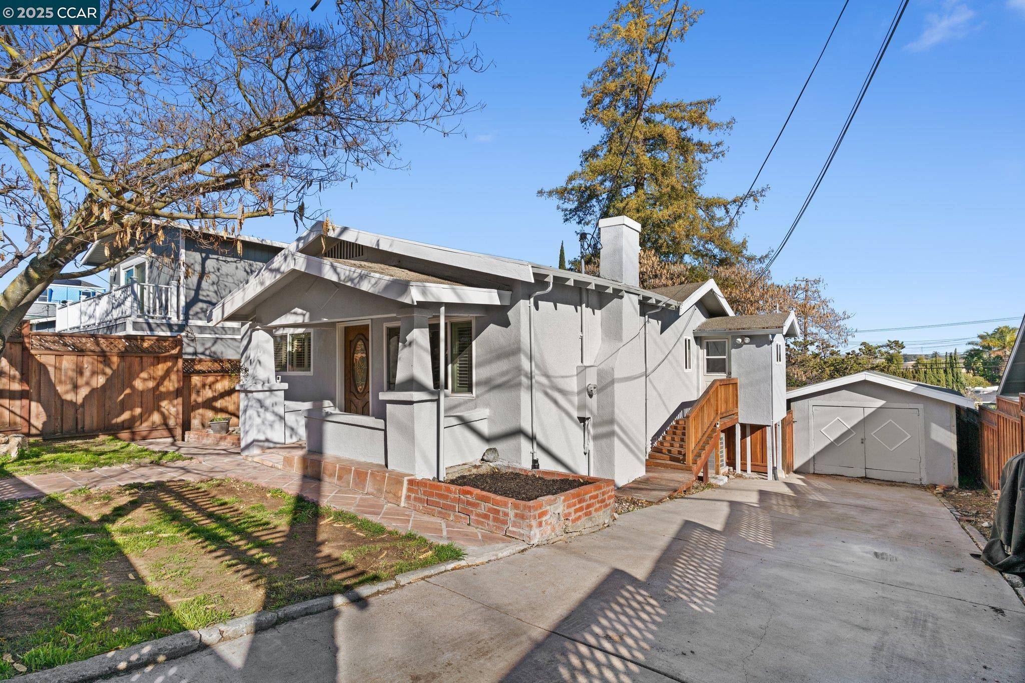 Martinez, CA 94553,1302 Potter St