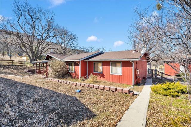 Tehachapi, CA 93561,22496 Zurich DR