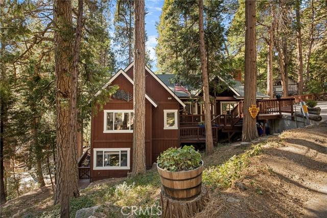 Lake Arrowhead, CA 92352,405 Terrace RD