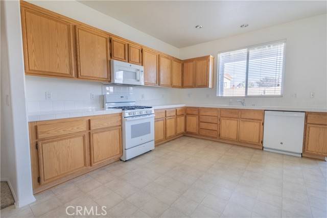 Lake Elsinore, CA 92530,15166 Spinnaker DR