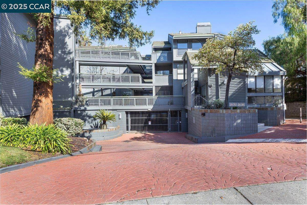 Walnut Creek, CA 94596,1676 San Miguel Dr