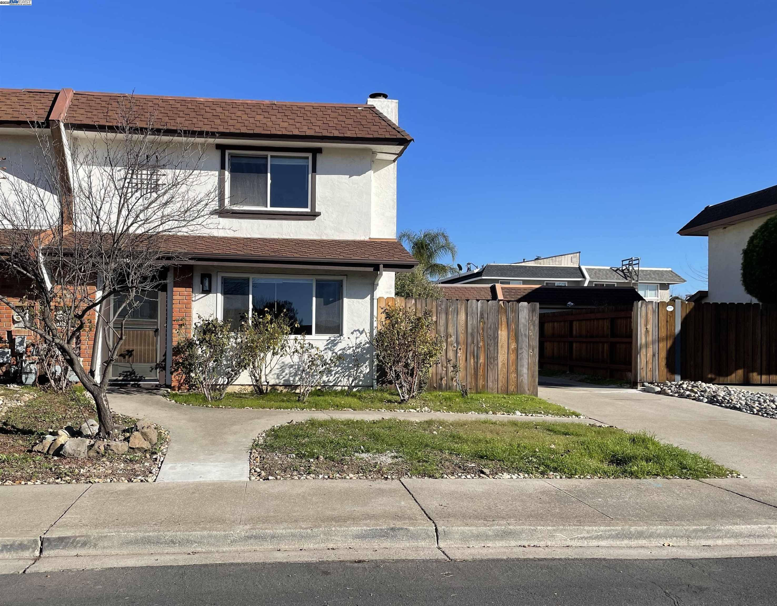 Livermore, CA 94550,1016 Vienna ST