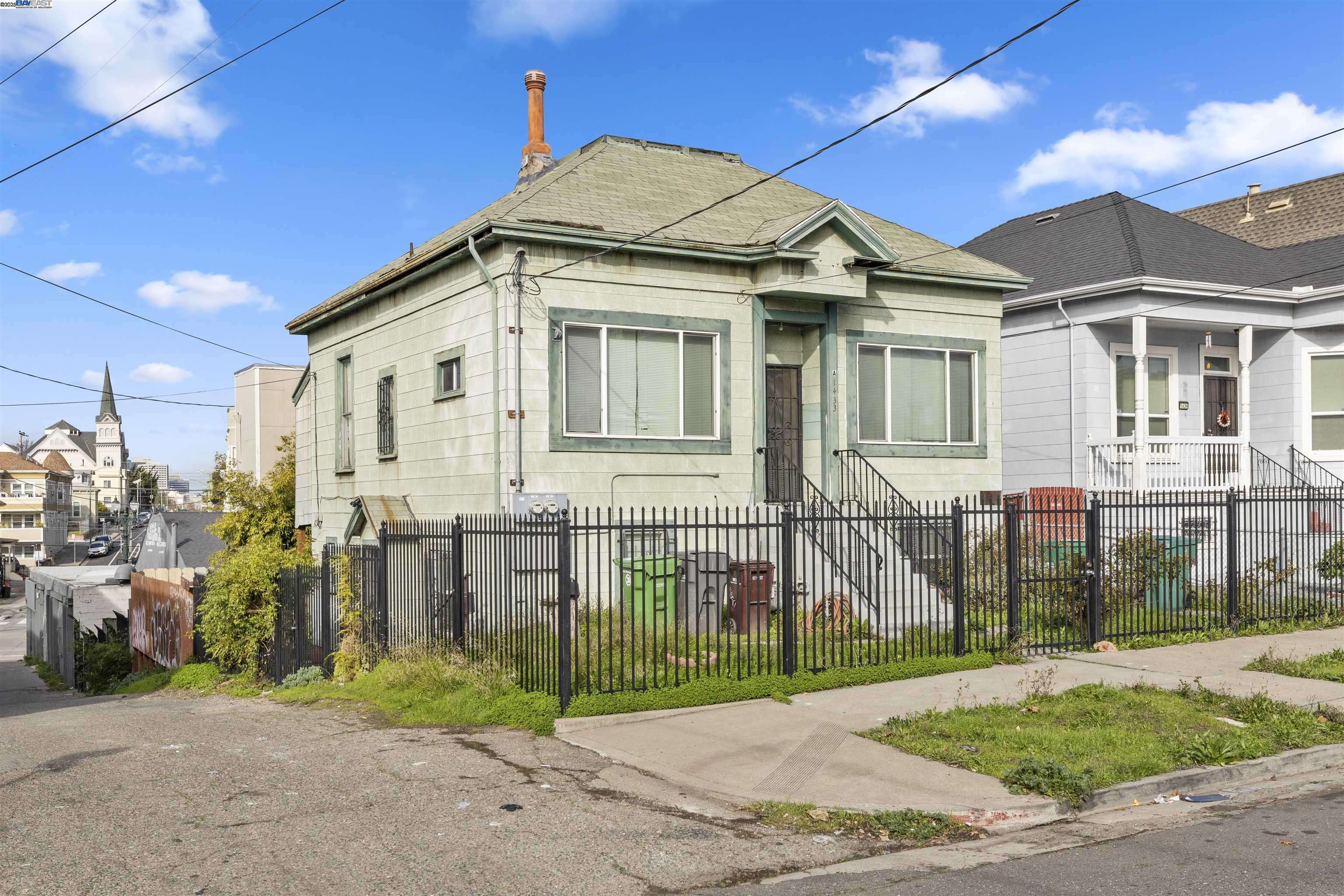 Oakland, CA 94606,1433 15th