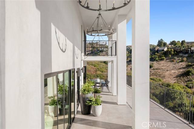 Laguna Beach, CA 92651,1445 Mar Vista WAY