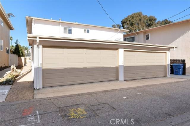 Playa Del Rey, CA 90293,8124 W 83rd ST