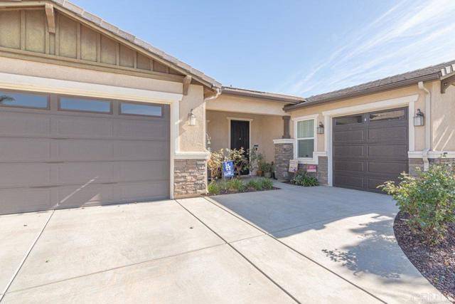 Murrieta, CA 92563,34584 Mistletoe LN