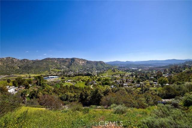 Lakeside, CA 92040,11642 Hi Ridge RD