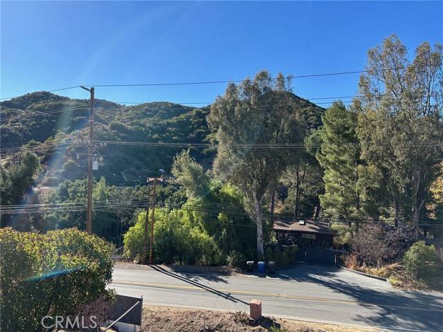 Calabasas, CA 91302,24638 Mulholland HWY