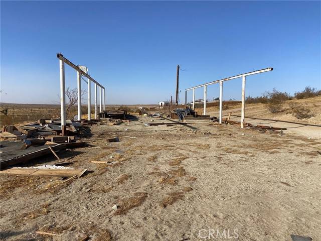 Adelanto, CA 92301,19951 Old El Mirage RD